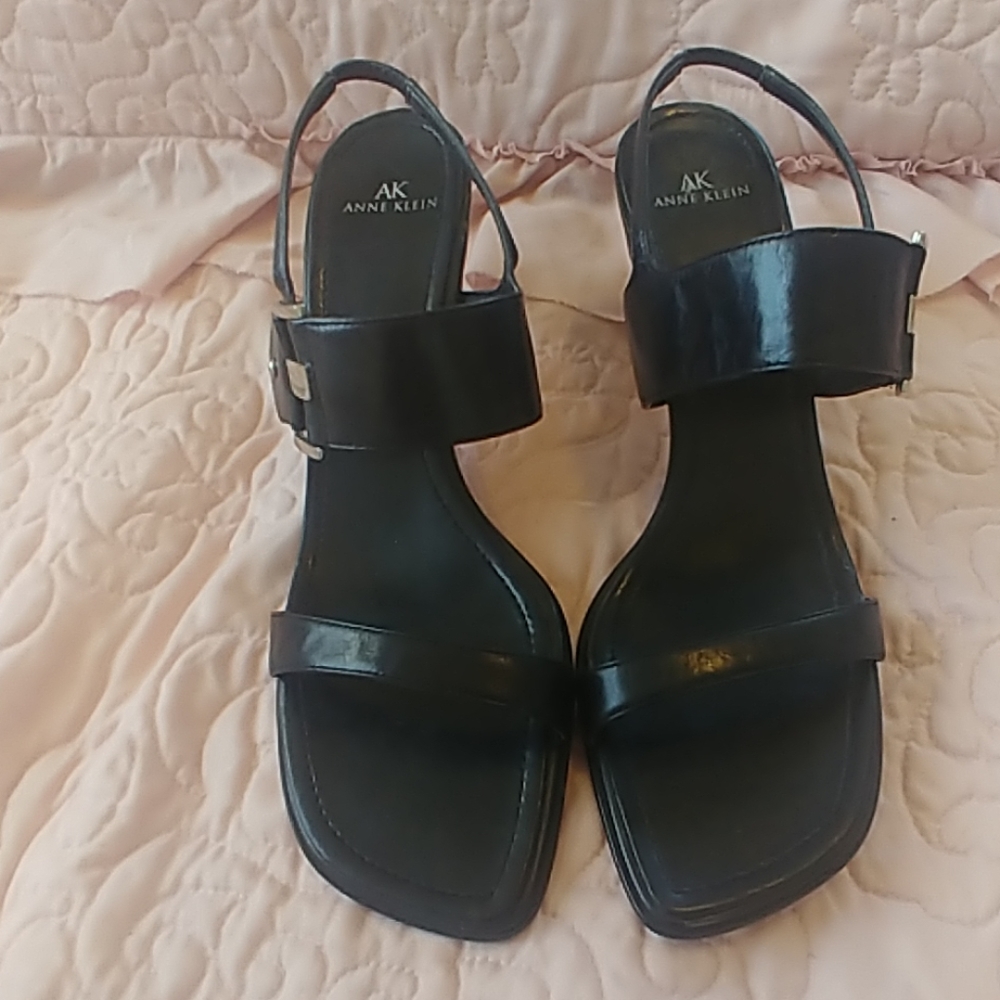 Blk 2" Open toe 👠